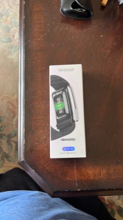 Whoop life MG sensor with black band