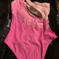  Swim Suit