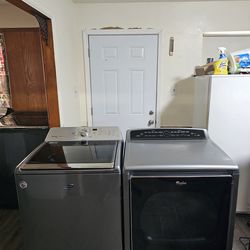 MAYTAG STAINLESS STEEL WASHER AND WHIRLPOOL DRYER NOT MATCHING SET BOTH ELECTRIC XL CAPACITY 5.3 CU DELIVERY AVAILABLE FOR EXTRA FEE WE DO REPAIRS