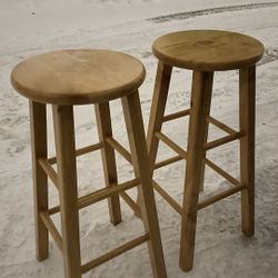 4 Set Of Barstools