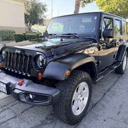2012 jeep wrangler unlimited Sahara