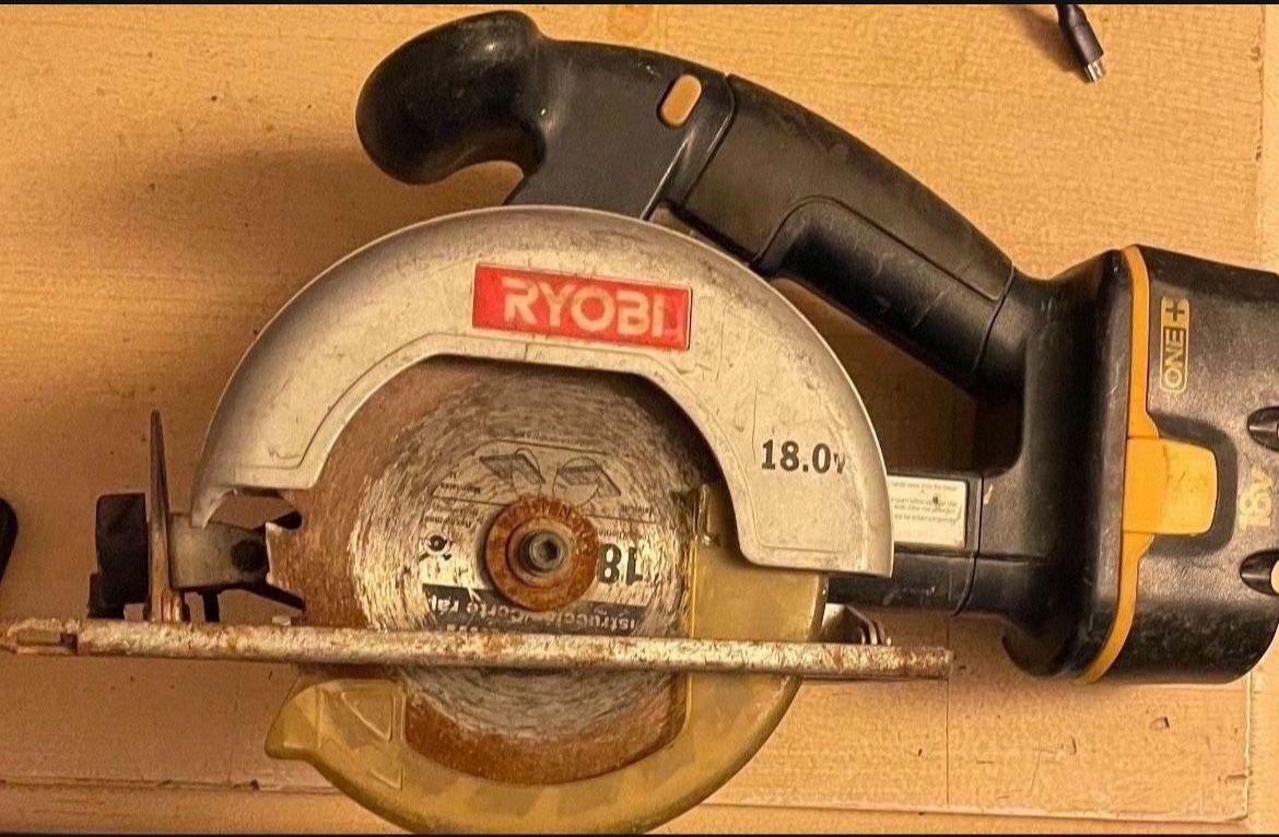 Ryobi 18v 5 1/2” Circular Saw and Battery