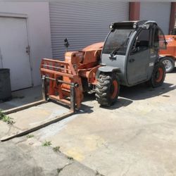 5K Reach Forklift // Pettibone