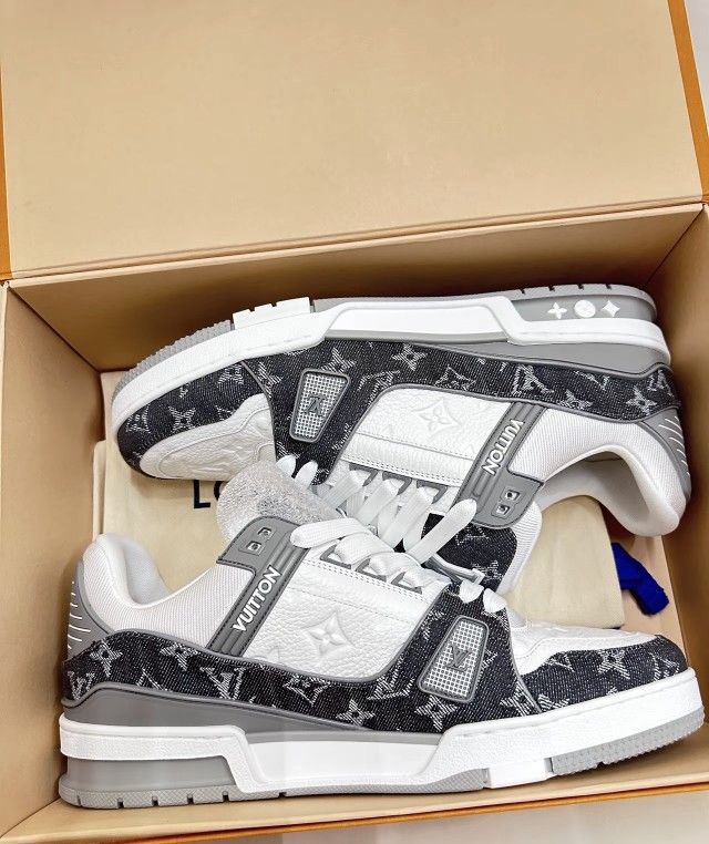 Trainer cow leather round toe lace up low top board shoes for both men and women, gray white color