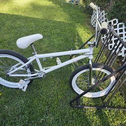 Elite BMX Bike