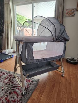 Bed side 3 in 1 baby bassinet