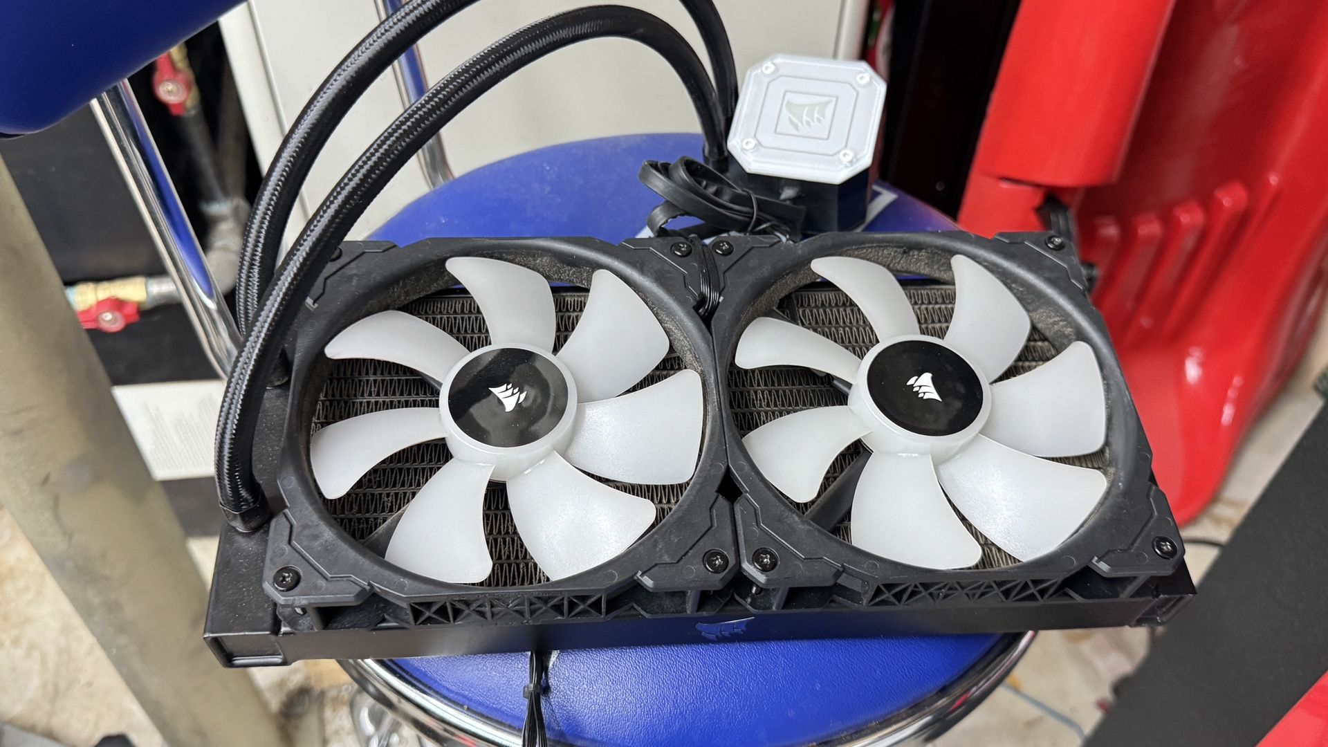 Corsair H115i Elite (280mm)