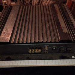 Realistic Bridgeable High Power Amp