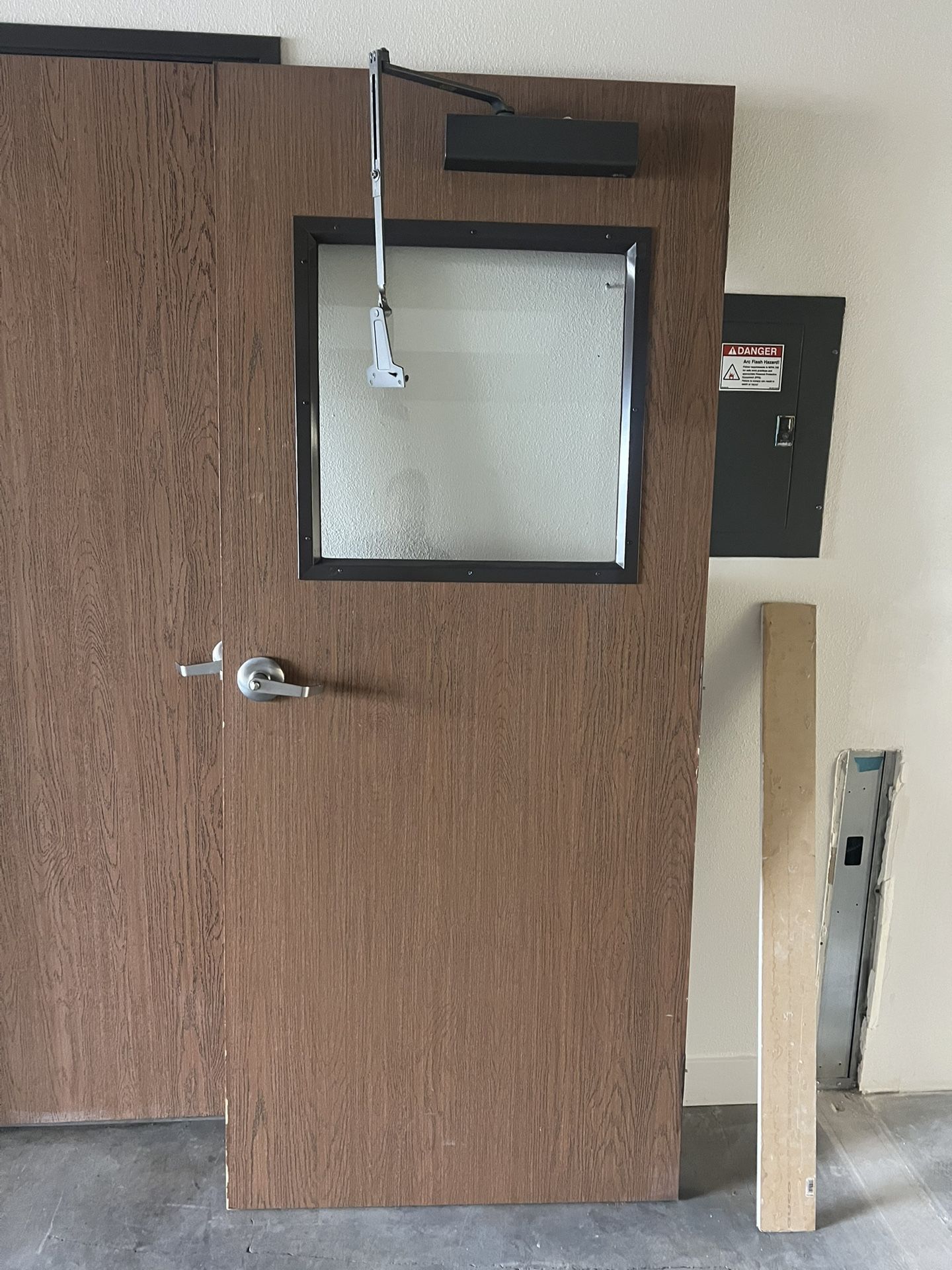 Free!Commercial Door With Soft Close Kit and Door Frame