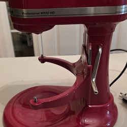 KITCHENAID PROFESSIONAL 6000 HD STAND MIXER + ATTACHMENTS FOR SALE