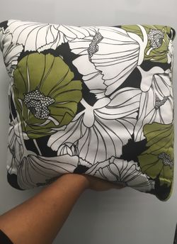 Single Accent Toss Pillow (1 Pillow)