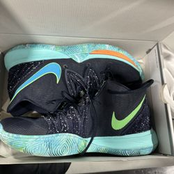 Kyrie 5 ufo