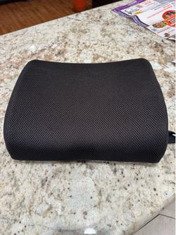 Lumbar support pillow