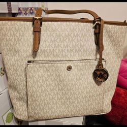 Michael Kors Tote