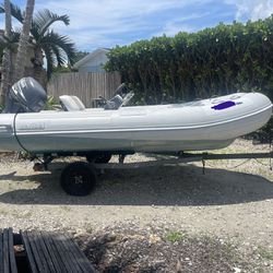 13’ Caribe RHIB Boat W/4 Stroke 40 HP Yamaha 