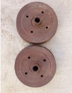 early 66-78 beetle 4 lug rear drums (1 pair)