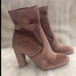 Boots Velvet Sizes 5-10. Located On Altamesa And 35 South Fort Worth 