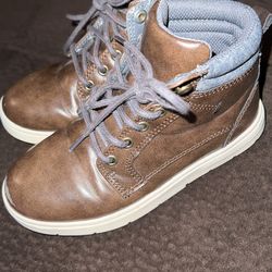Boys Boots