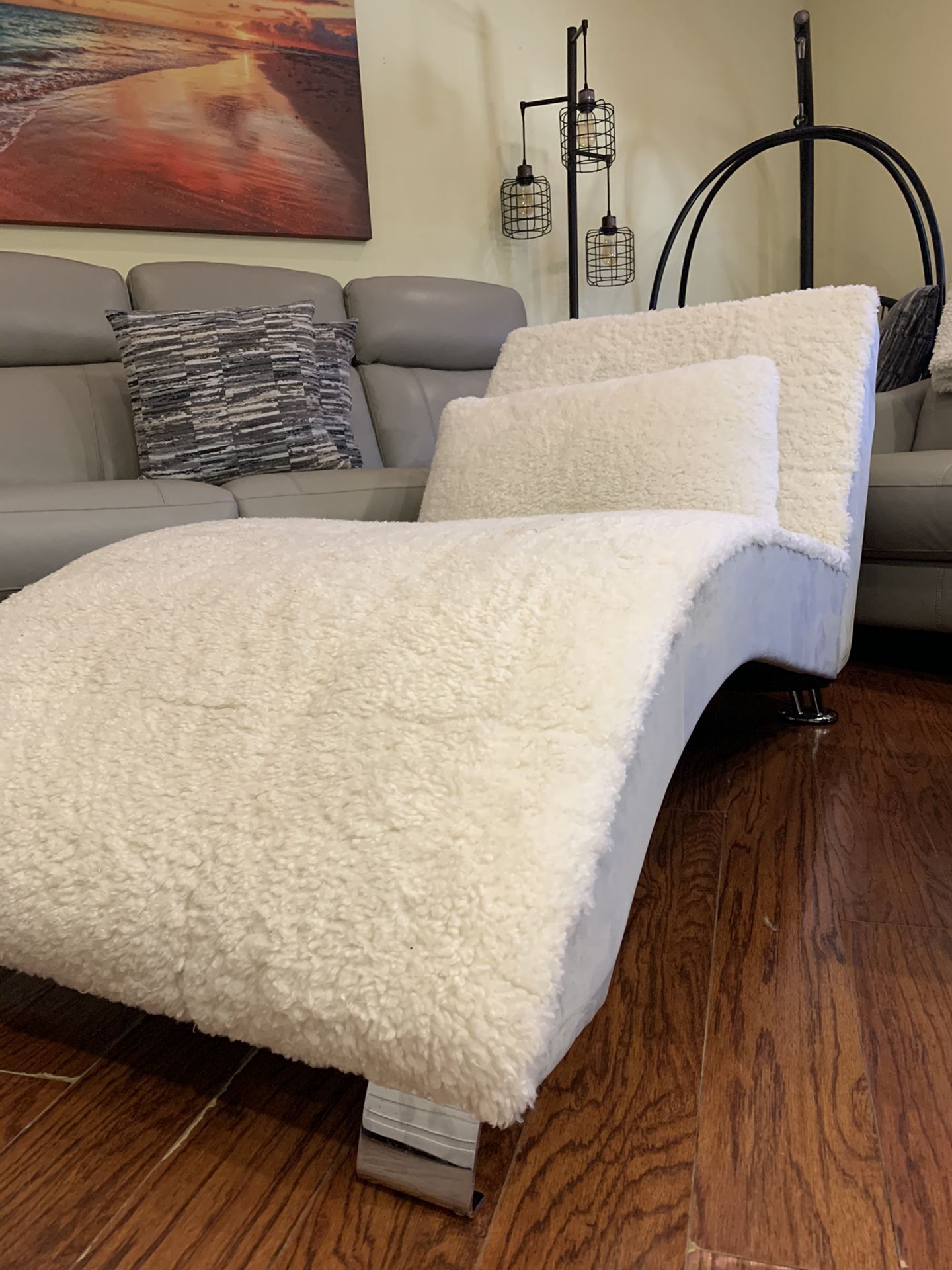 WHITE CHAISE FOR SALE
