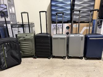 22” Carry on luggages Each $40