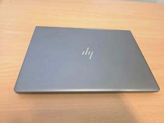 HP i7 Elitebook laptop