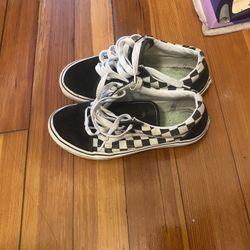 Vans  Men 5.5 Women 7
