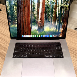 MacBook Pro 16 inch M1 Max 2021