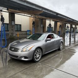 2012 Infiniti G37