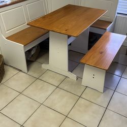 Kitchen Table & Chairs