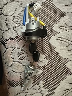 IGNITION SWITCH CYLINDER FOR 11-15 OPTIMA 13-17 RIO NEW 