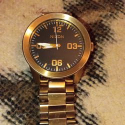 Nixon Watch