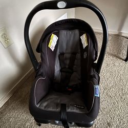 Graco Infant-Toddler Car Seat & Base
