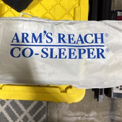 Arms Reach Co-Sleeper