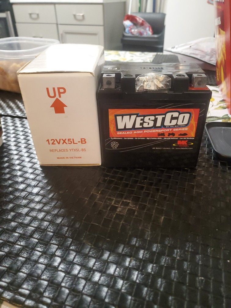 Westco 12vx5L-B (5Ah)