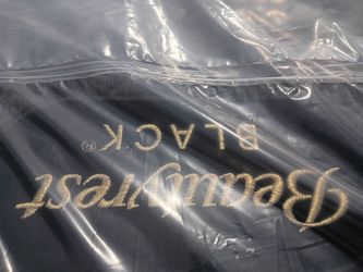 Queen size Beautyrest Black