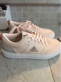 Woman’s adidas