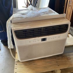 Window AC Unit 12000btu 
