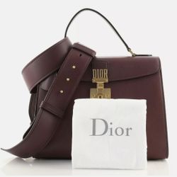 Gorgeous Christian Dior Dioraddict Top handle Leather satchel Handbag