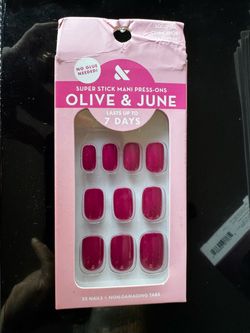 Press on nails