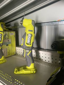 Ryobi ONE+ 18V Cordless Oscillating Multi-Tool
