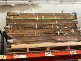 Shower door ( Moving sale)