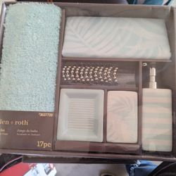 17 Piece Bathroom Set