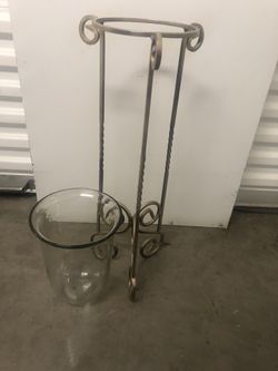 Floral Vase And Stand 