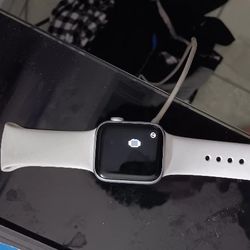 Apple Watch Gen 4