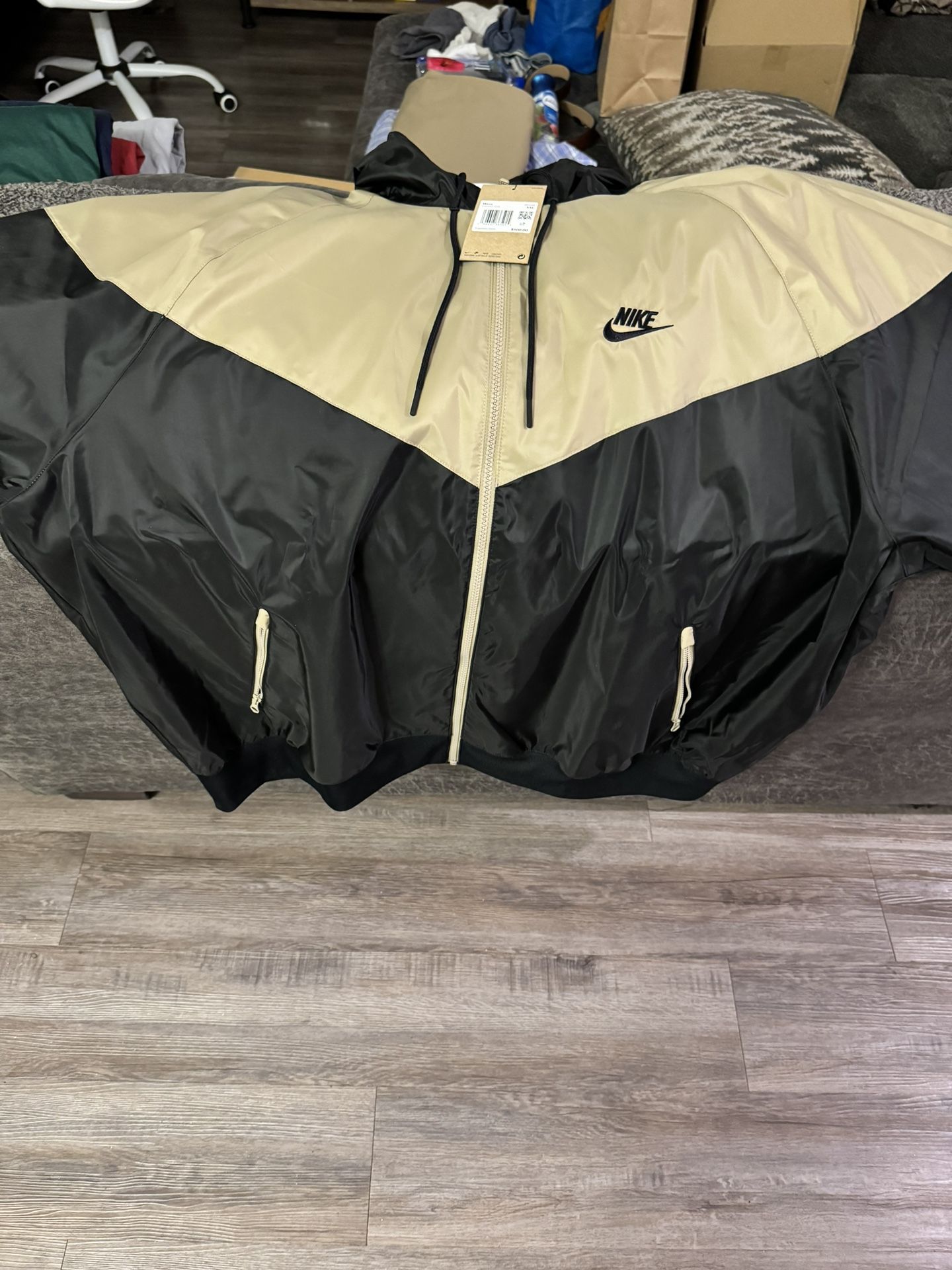 Nike Windbreaker 2 Xl New