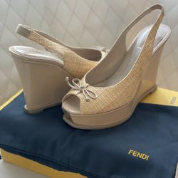 Used hot sale fendi shoes