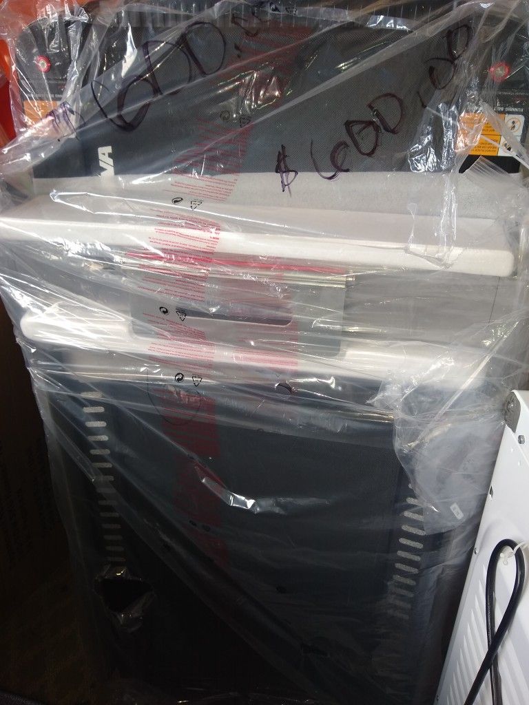 ASUNA 7750 Spaceflex Motorized Foldable Treadmill with Speakers,