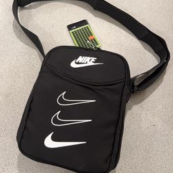 NIKE CROSSBODY SHOULDER MESSENGER SLING BAG 7x7 