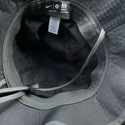 Black Nike Bucket Hat 