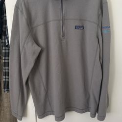 Patagonia Grey Sweatshirt- Large 
